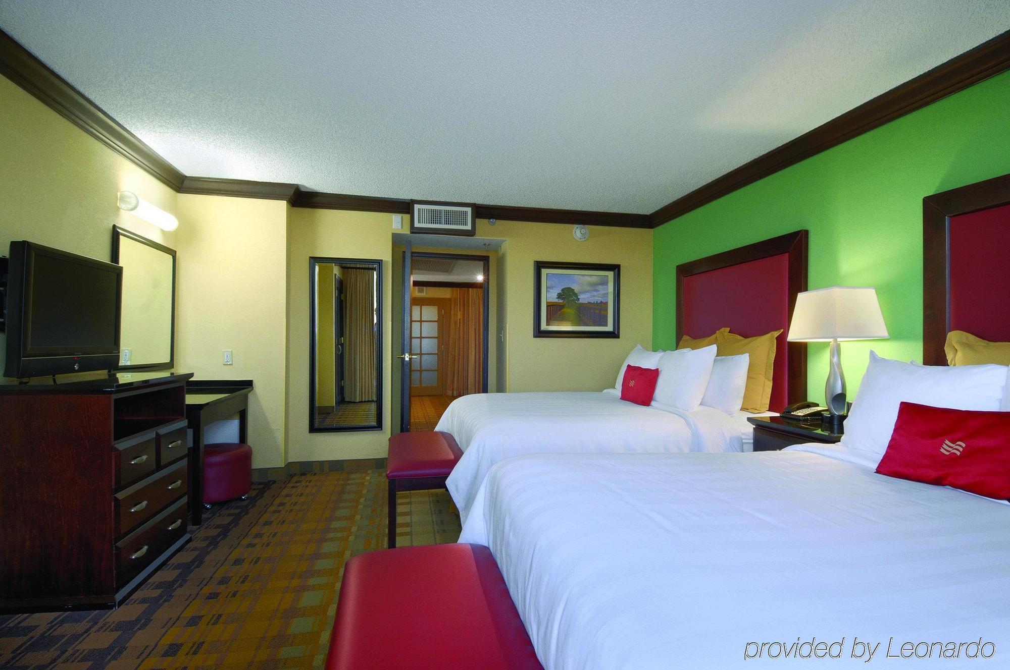 Crowne Plaza Suites Houston - Near Sugar Land Zimmer foto